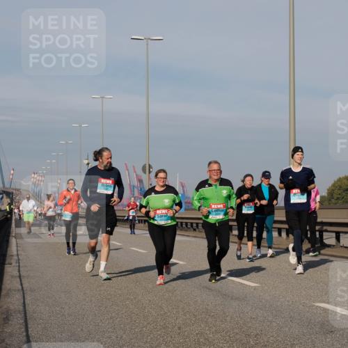03.10.2025 - Köhlbrandbrückenlauf Fabian Wolf http://msf.ph/oto/9070948 03.10.2025 10:12:53 Position 3 2011 meine-sportfotos.de
