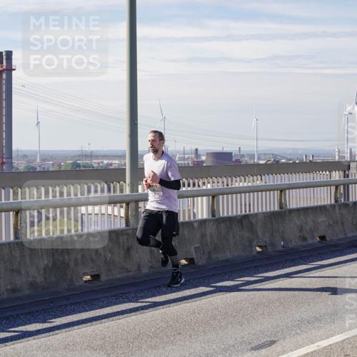 03.10.2025 - Köhlbrandbrückenlauf Michael Burmester http://msf.ph/oto/9070961 03.10.2025 12:35:37 Position 2  meine-sportfotos.de