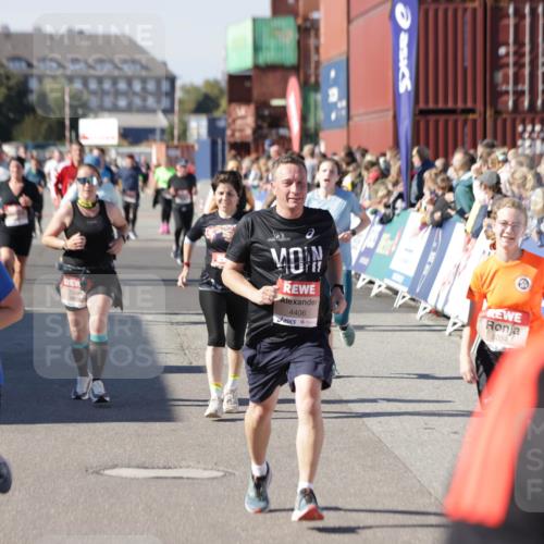 03.10.2025 - Köhlbrandbrückenlauf Jannik Wohlers http://msf.ph/oto/9070976 03.10.2025 13:14:54 Ziel 4202, 4224, 4232, 4406, 4533, 4784, 4890, 5054, 5525, 5535, 5682, 5686, 5711, 5737, 5760, 5761, 5814, 6017, 6128, 6129, 6293, 6344, 6815 meine-sportfotos.de