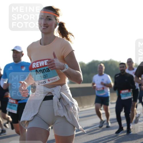 03.10.2025 - Köhlbrandbrückenlauf Jannik Wohlers http://msf.ph/oto/9070988 03.10.2025 09:17:44 Position 3 1437 meine-sportfotos.de
