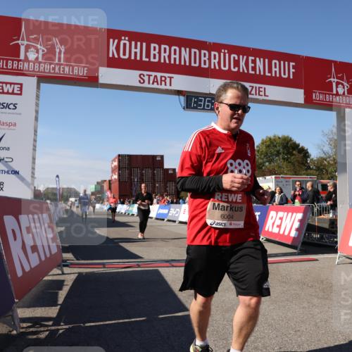 03.10.2025 - Köhlbrandbrückenlauf Lena Gebhardt http://msf.ph/oto/9071027 03.10.2025 13:36:31 Ziel 4735, 5199, 5278, 6003, 6004 meine-sportfotos.de