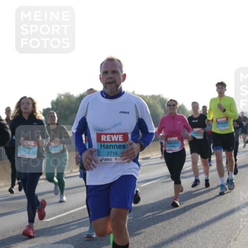 03.10.2025 - Köhlbrandbrückenlauf Jannik Wohlers http://msf.ph/oto/9071155 03.10.2025 09:17:46 Position 3 1327, 2716 meine-sportfotos.de