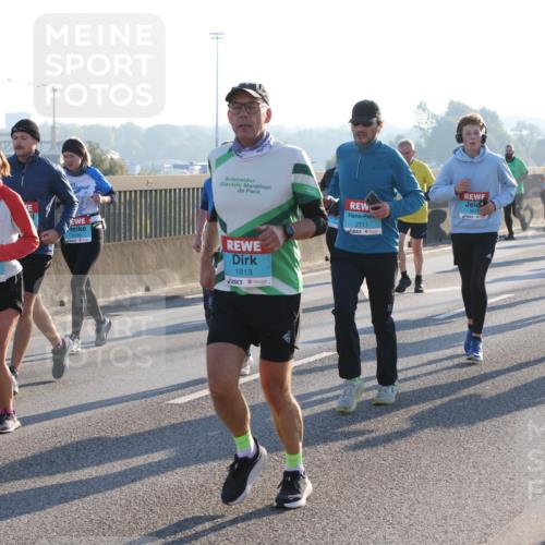 03.10.2025 - Köhlbrandbrückenlauf Lena Gebhardt http://msf.ph/oto/9071193 03.10.2025 09:24:34 Position 1 1446, 2111, 1813 meine-sportfotos.de
