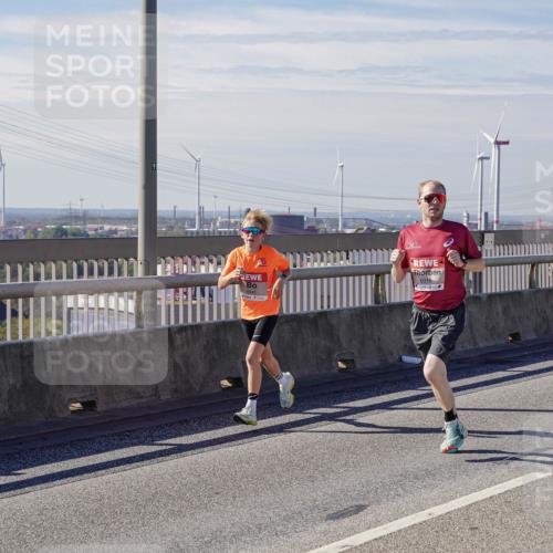 03.10.2025 - Köhlbrandbrückenlauf Michael Burmester http://msf.ph/oto/9071195 03.10.2025 12:36:07 Position 2 6016, 4233 meine-sportfotos.de