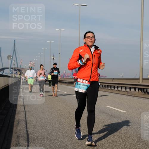 03.10.2025 - Köhlbrandbrückenlauf Fabian Wolf http://msf.ph/oto/9071233 03.10.2025 10:13:00 Position 3 2211 meine-sportfotos.de