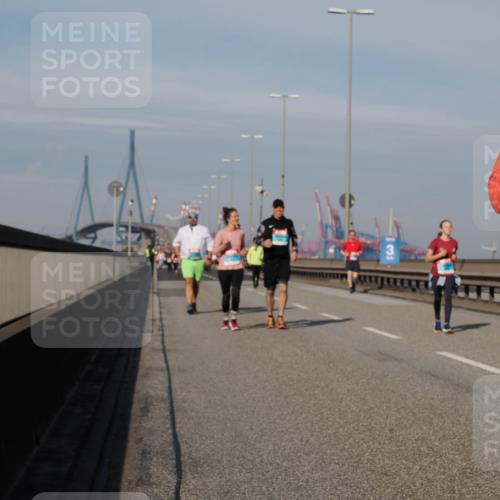 03.10.2025 - Köhlbrandbrückenlauf Fabian Wolf http://msf.ph/oto/9071274 03.10.2025 10:13:02 Position 3 22 meine-sportfotos.de