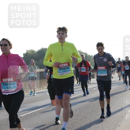 03.10.2025 - Köhlbrandbrückenlauf Jannik Wohlers http://msf.ph/oto/9071284 03.10.2025 09:17:48 Position 3 1566, 1111, 2587 meine-sportfotos.de
