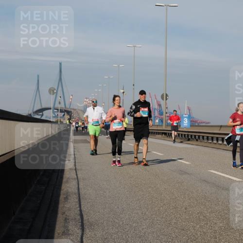 03.10.2025 - Köhlbrandbrückenlauf Fabian Wolf http://msf.ph/oto/9071333 03.10.2025 10:13:03 Position 3  meine-sportfotos.de