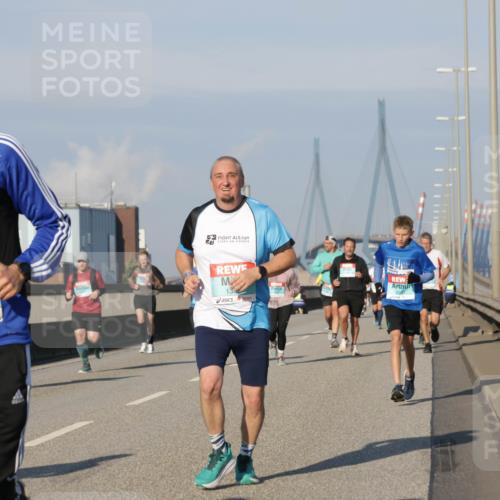 03.10.2025 - Köhlbrandbrückenlauf Jannik Wohlers http://msf.ph/oto/9071343 03.10.2025 09:49:41 Position 3 3066, 13 meine-sportfotos.de
