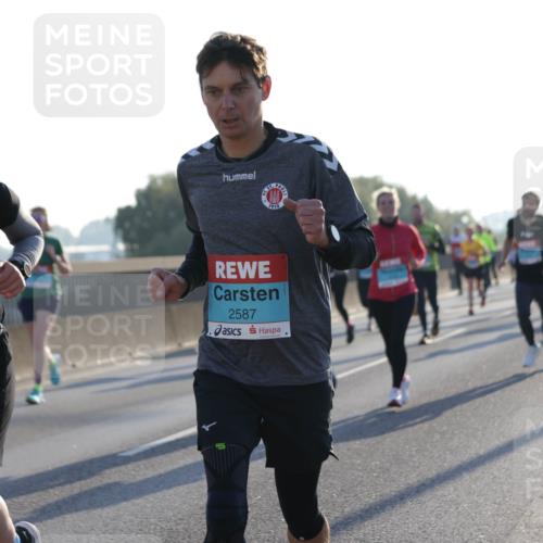 03.10.2025 - Köhlbrandbrückenlauf Jannik Wohlers http://msf.ph/oto/9071376 03.10.2025 09:17:50 Position 3 1910, 1335, 2587 meine-sportfotos.de