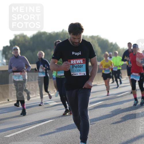 03.10.2025 - Köhlbrandbrückenlauf Jannik Wohlers http://msf.ph/oto/9071447 03.10.2025 09:17:52 Position 3 1336 meine-sportfotos.de