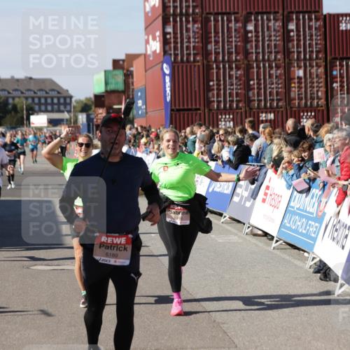 03.10.2025 - Köhlbrandbrückenlauf Jannik Wohlers http://msf.ph/oto/9071497 03.10.2025 13:15:08 Ziel 4090, 4232, 4244, 4282, 4784, 5173, 5186, 5737, 6128, 6129, 6189, 6249, 6252, 6370, 6454, 6591, 6810 meine-sportfotos.de