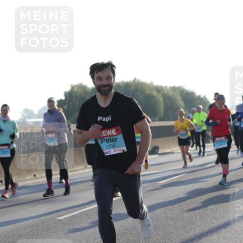 03.10.2025 - Köhlbrandbrückenlauf Jannik Wohlers http://msf.ph/oto/9071505 03.10.2025 09:17:53 Position 3 1336 meine-sportfotos.de