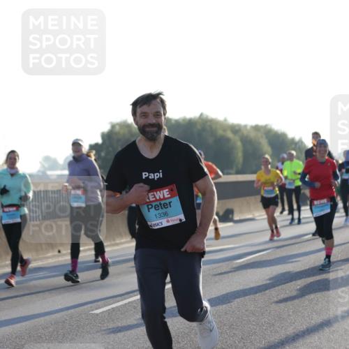 03.10.2025 - Köhlbrandbrückenlauf Jannik Wohlers http://msf.ph/oto/9071514 03.10.2025 09:17:53 Position 3 1336 meine-sportfotos.de