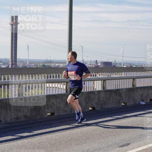 03.10.2025 - Köhlbrandbrückenlauf Michael Burmester http://msf.ph/oto/9071519 03.10.2025 12:36:33 Position 2 4170 meine-sportfotos.de