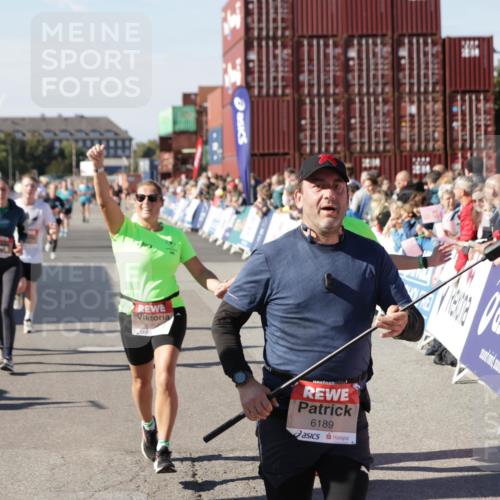 03.10.2025 - Köhlbrandbrückenlauf Jannik Wohlers http://msf.ph/oto/9071521 03.10.2025 13:15:09 Ziel 4090, 4244, 4282, 4784, 5173, 5186, 5737, 6128, 6189, 6249, 6252, 6370, 6454, 6591, 6810 meine-sportfotos.de
