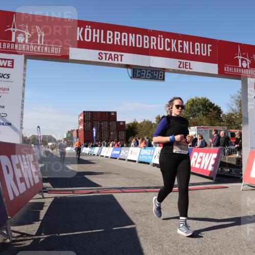 03.10.2025 - Köhlbrandbrückenlauf Lena Gebhardt http://msf.ph/oto/9071576 03.10.2025 13:36:48 Ziel 4974, 5313, 5585, 5767, 5808, 6023, 6825 meine-sportfotos.de
