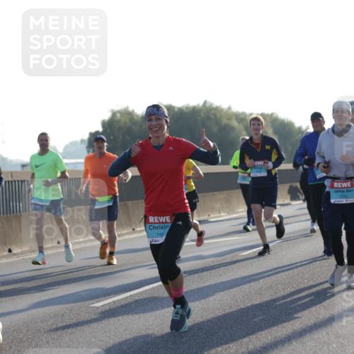 03.10.2025 - Köhlbrandbrückenlauf Jannik Wohlers http://msf.ph/oto/9071586 03.10.2025 09:17:55 Position 3 1520, 146, 1544 meine-sportfotos.de