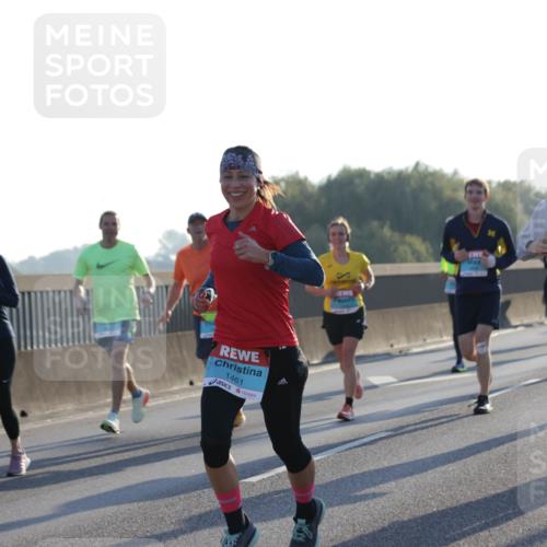 03.10.2025 - Köhlbrandbrückenlauf Jannik Wohlers http://msf.ph/oto/9071636 03.10.2025 09:17:55 Position 3 1520, 1461, 1544 meine-sportfotos.de