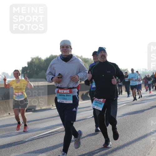 03.10.2025 - Köhlbrandbrückenlauf Jannik Wohlers http://msf.ph/oto/9071674 03.10.2025 09:17:56 Position 3 1544, 1876 meine-sportfotos.de
