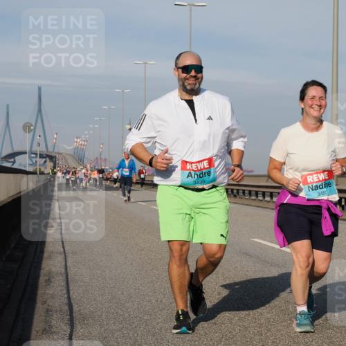 03.10.2025 - Köhlbrandbrückenlauf Fabian Wolf http://msf.ph/oto/9071690 03.10.2025 10:13:11 Position 3 3439, 3453 meine-sportfotos.de