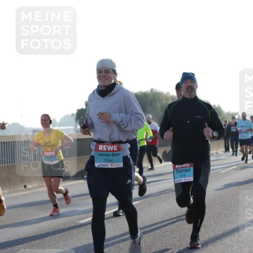 03.10.2025 - Köhlbrandbrückenlauf Jannik Wohlers http://msf.ph/oto/9071709 03.10.2025 09:17:56 Position 3 1544, 1876 meine-sportfotos.de