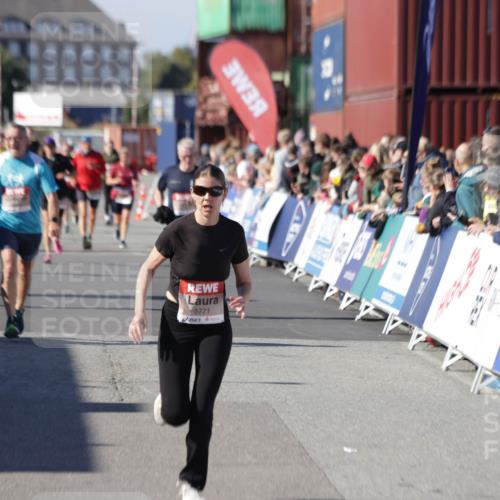 03.10.2025 - Köhlbrandbrückenlauf Jannik Wohlers http://msf.ph/oto/9071758 03.10.2025 13:15:20 Ziel 4031, 4610, 5186, 5771, 6370, 6535, 6591, 6773, 6790 meine-sportfotos.de
