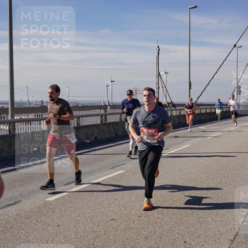 03.10.2025 - Köhlbrandbrückenlauf Michael Burmester http://msf.ph/oto/9071837 03.10.2025 12:36:50 Position 2  meine-sportfotos.de