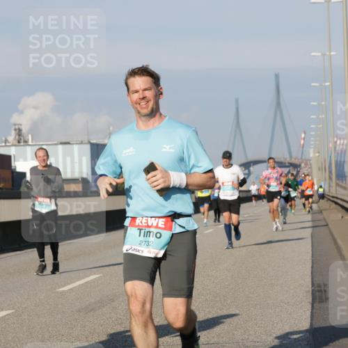 03.10.2025 - Köhlbrandbrückenlauf Jannik Wohlers http://msf.ph/oto/9071850 03.10.2025 09:49:52 Position 3 63, 10, 2015, 2732 meine-sportfotos.de