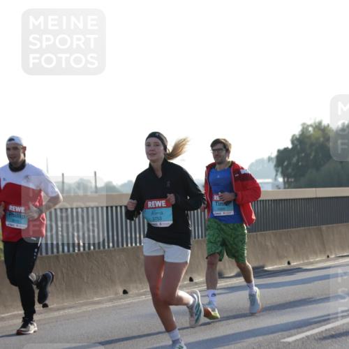 03.10.2025 - Köhlbrandbrückenlauf Jannik Wohlers http://msf.ph/oto/9071862 03.10.2025 09:18:00 Position 3 3753, 29, 3484 meine-sportfotos.de