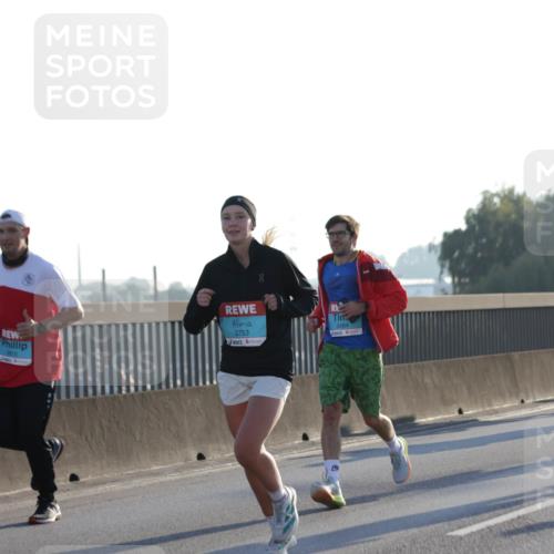 03.10.2025 - Köhlbrandbrückenlauf Jannik Wohlers http://msf.ph/oto/9071869 03.10.2025 09:18:00 Position 3 3753, 3484 meine-sportfotos.de
