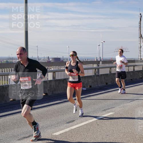 03.10.2025 - Köhlbrandbrückenlauf Michael Burmester http://msf.ph/oto/9071907 03.10.2025 12:36:53 Position 2 4080, 6769 meine-sportfotos.de