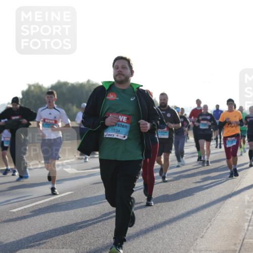 03.10.2025 - Köhlbrandbrückenlauf Jannik Wohlers http://msf.ph/oto/9071941 03.10.2025 09:18:02 Position 3 1534, 3128 meine-sportfotos.de