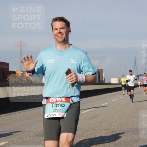 03.10.2025 - Köhlbrandbrückenlauf Jannik Wohlers http://msf.ph/oto/9071946 03.10.2025 09:49:53 Position 3 03, 10, 2015, 2732 meine-sportfotos.de
