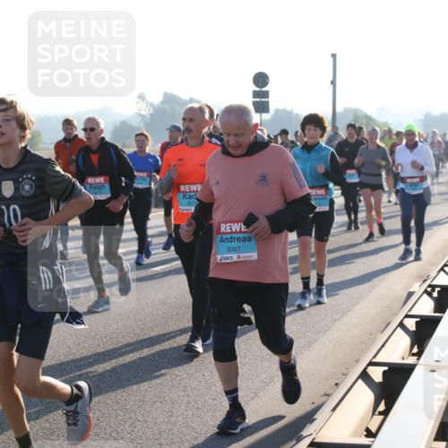 03.10.2025 - Köhlbrandbrückenlauf Lena Gebhardt http://msf.ph/oto/9071952 03.10.2025 09:24:44 Position 1 3576, 3097 meine-sportfotos.de