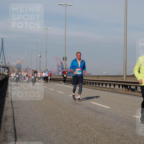 03.10.2025 - Köhlbrandbrückenlauf Fabian Wolf http://msf.ph/oto/9071972 03.10.2025 10:13:21 Position 3  meine-sportfotos.de