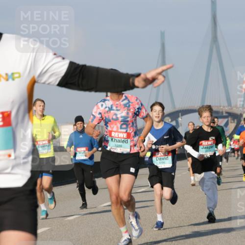 03.10.2025 - Köhlbrandbrückenlauf Jannik Wohlers http://msf.ph/oto/9072075 03.10.2025 09:49:57 Position 3 3791, 1111, 1039, 3196, 1173 meine-sportfotos.de