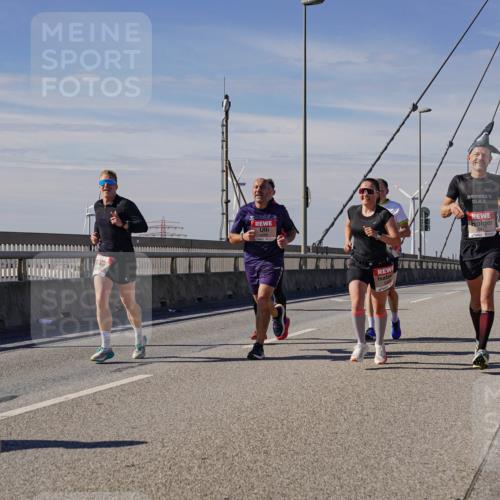 03.10.2025 - Köhlbrandbrückenlauf Michael Burmester http://msf.ph/oto/9072089 03.10.2025 12:37:07 Position 2 6417 meine-sportfotos.de