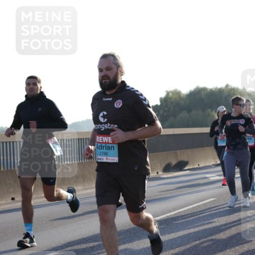 03.10.2025 - Köhlbrandbrückenlauf Jannik Wohlers http://msf.ph/oto/9072123 03.10.2025 09:18:05 Position 3 2786, 1598 meine-sportfotos.de