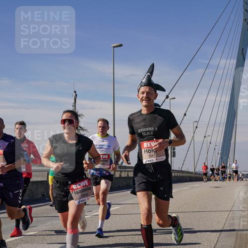 03.10.2025 - Köhlbrandbrückenlauf Michael Burmester http://msf.ph/oto/9072127 03.10.2025 12:37:08 Position 2 4099, 5898, 6417 meine-sportfotos.de
