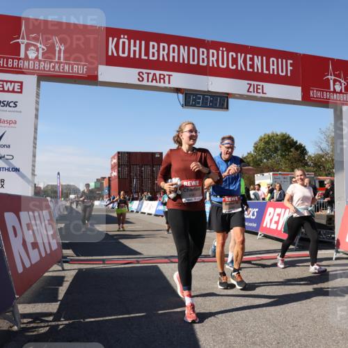 03.10.2025 - Köhlbrandbrückenlauf Lena Gebhardt http://msf.ph/oto/9072131 03.10.2025 13:37:12 Ziel 5143, 5262, 5303, 5466, 5507, 5576, 6104, 6380, 6381, 6521 meine-sportfotos.de