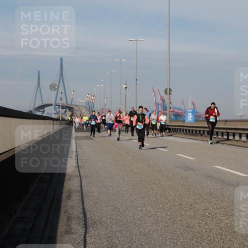 03.10.2025 - Köhlbrandbrückenlauf Fabian Wolf http://msf.ph/oto/9072156 03.10.2025 10:13:27 Position 3  meine-sportfotos.de