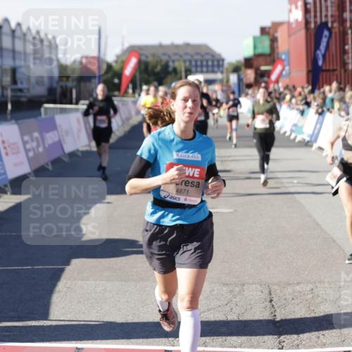 03.10.2025 - Köhlbrandbrückenlauf Jannik Wohlers http://msf.ph/oto/9072168 03.10.2025 13:15:34 Ziel 4031, 4267, 4399, 4421, 4577, 4678, 4704, 4797, 4803, 4871, 4958, 4962, 5309, 5942, 6019, 6535, 6772 meine-sportfotos.de