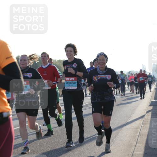 03.10.2025 - Köhlbrandbrückenlauf Jannik Wohlers http://msf.ph/oto/9072185 03.10.2025 09:18:07 Position 3 06, 3010, 1508 meine-sportfotos.de