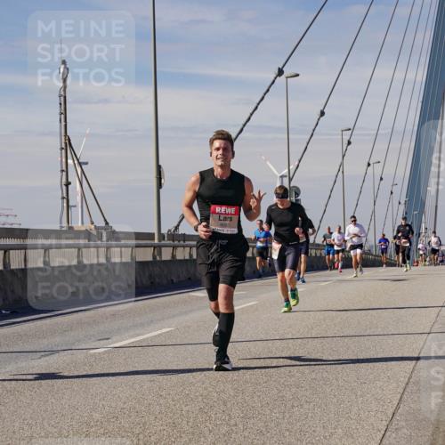 03.10.2025 - Köhlbrandbrückenlauf Michael Burmester http://msf.ph/oto/9072233 03.10.2025 12:37:21 Position 2 6611, 4083 meine-sportfotos.de