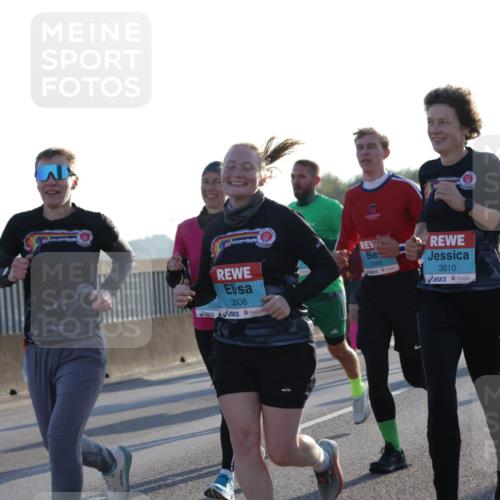 03.10.2025 - Köhlbrandbrückenlauf Jannik Wohlers http://msf.ph/oto/9072253 03.10.2025 09:18:07 Position 3 3006, 2560, 3010 meine-sportfotos.de