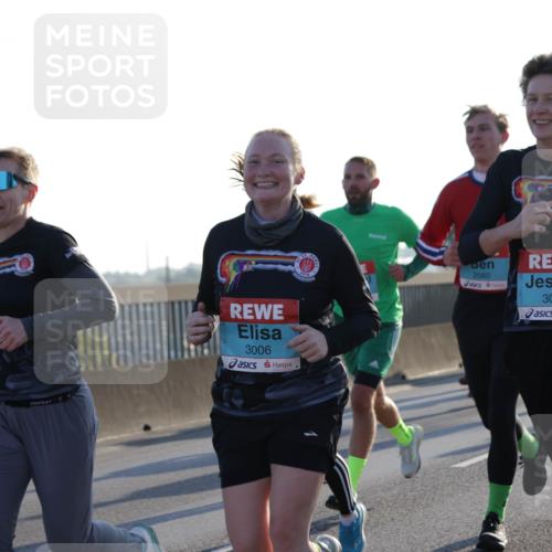 03.10.2025 - Köhlbrandbrückenlauf Jannik Wohlers http://msf.ph/oto/9072288 03.10.2025 09:18:08 Position 3 3006, 910, 2560, 3010 meine-sportfotos.de