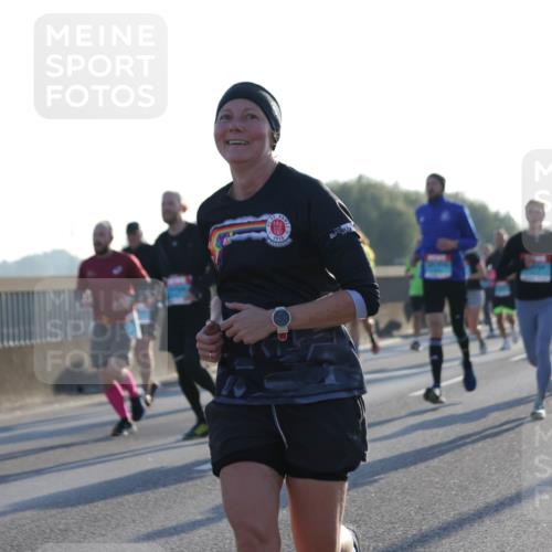 03.10.2025 - Köhlbrandbrückenlauf Jannik Wohlers http://msf.ph/oto/9072319 03.10.2025 09:18:09 Position 3 1910 meine-sportfotos.de