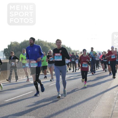 03.10.2025 - Köhlbrandbrückenlauf Jannik Wohlers http://msf.ph/oto/9072356 03.10.2025 09:18:09 Position 3 3711, 2084 meine-sportfotos.de