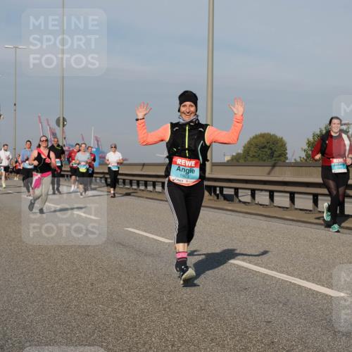03.10.2025 - Köhlbrandbrückenlauf Fabian Wolf http://msf.ph/oto/9072358 03.10.2025 10:13:33 Position 3 1923, 2344 meine-sportfotos.de